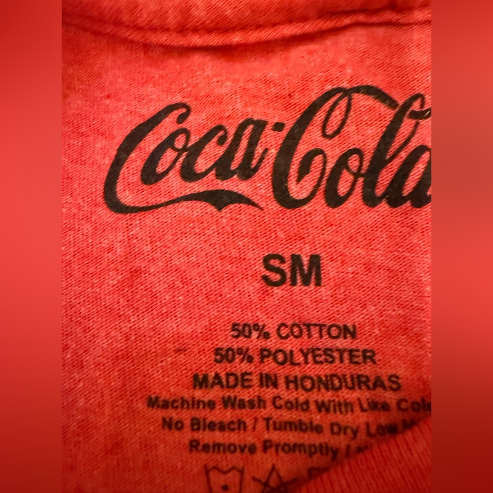 Coca-Cola Red Logo T-Shirt - Picture 2 of 2